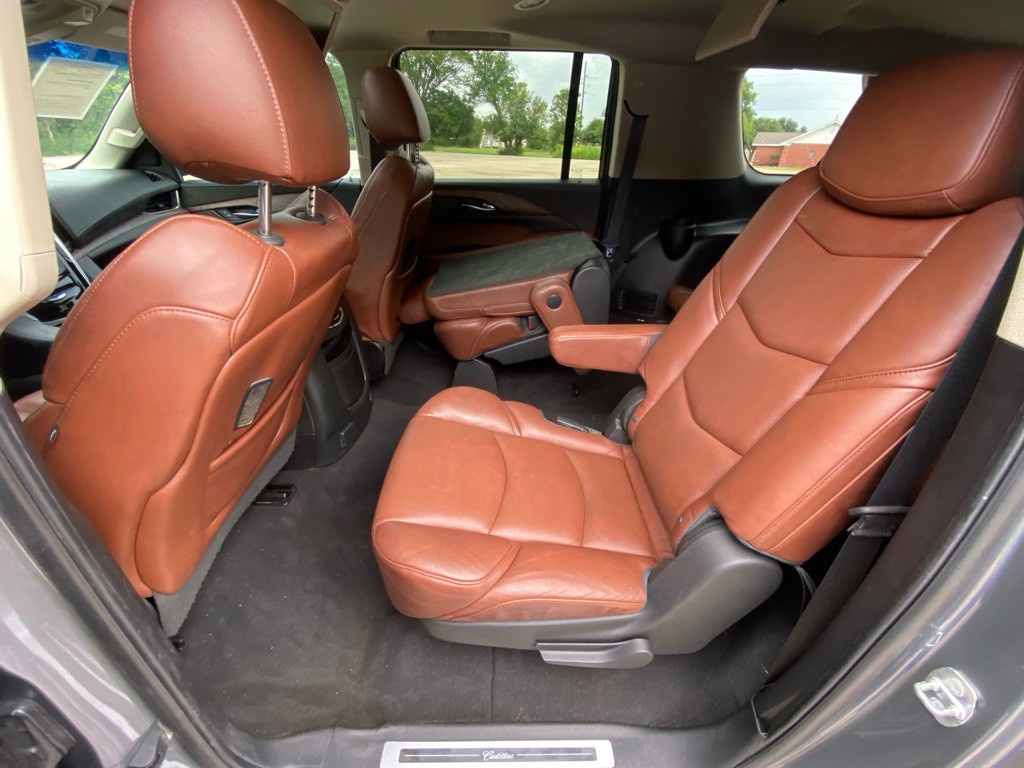 2019 Cadillac Escalade Image 11