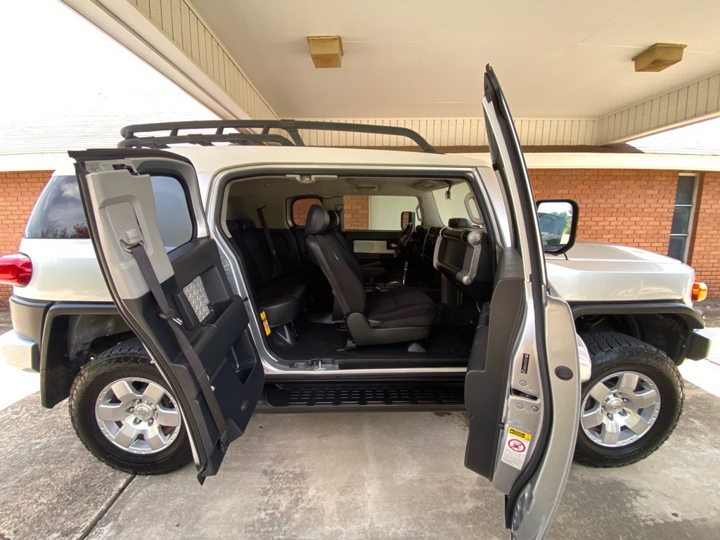 2007 Toyota FJ Cruiser Image 10