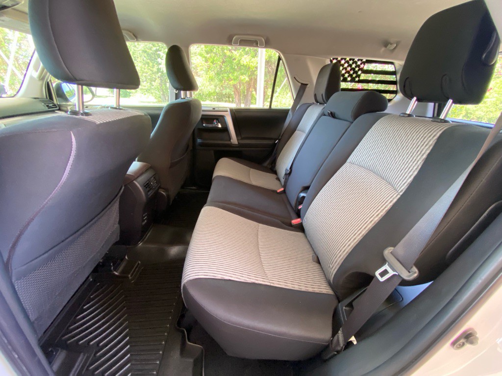 2016 Toyota 4Runner Image 11