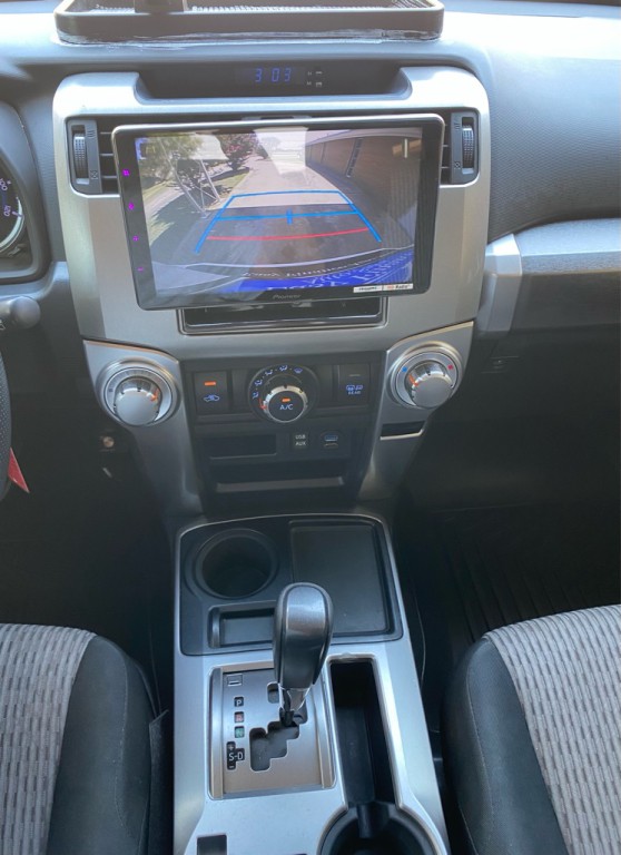 2016 Toyota 4Runner Image 16