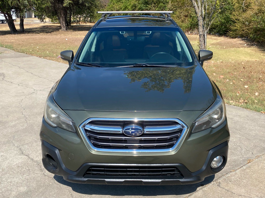 2018 Subaru Outback Image 2