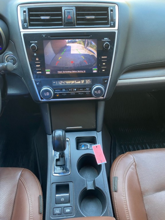 2018 Subaru Outback Image 16