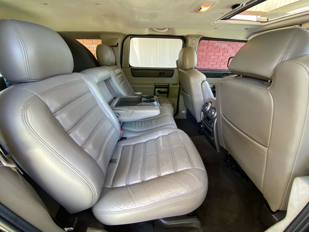 2003 HUMMER H2 Image 13