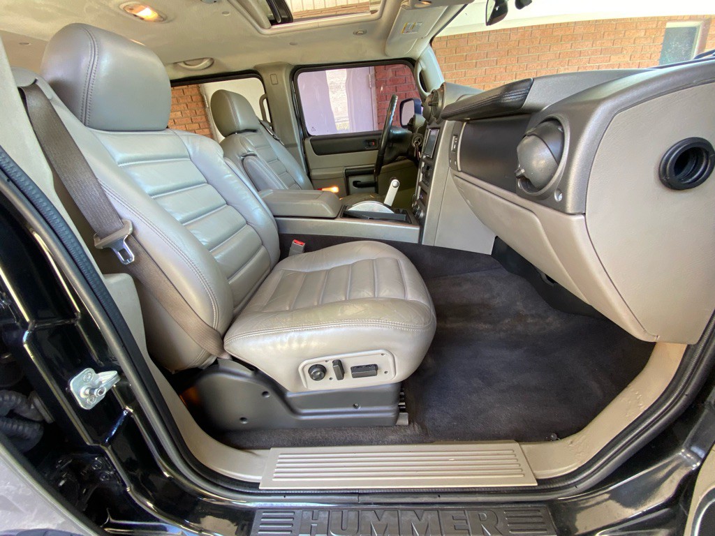 2003 HUMMER H2 Image 15
