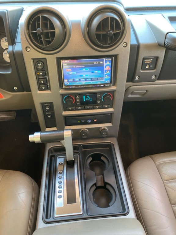 2003 HUMMER H2 Image 18