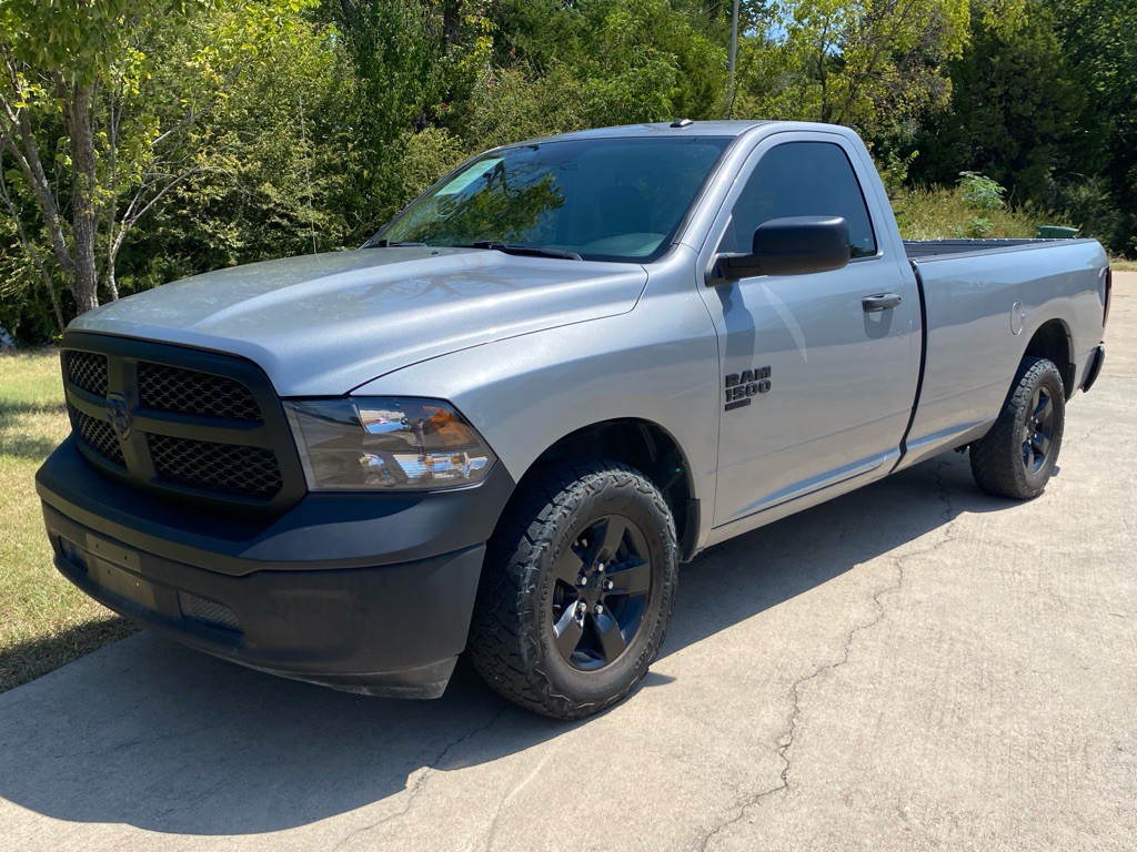 2022 RAM 1500 Image 3