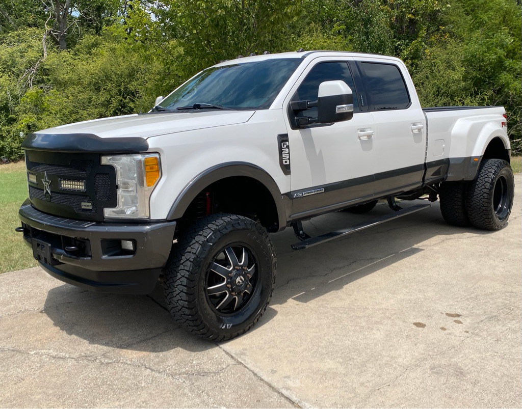 2017 Ford F-350 Image 3