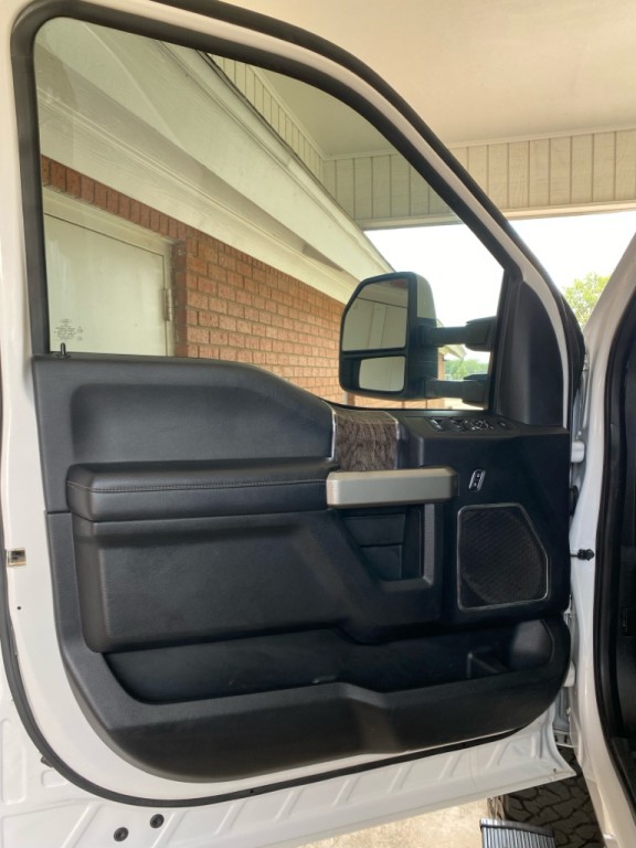2017 Ford F-350 Image 8
