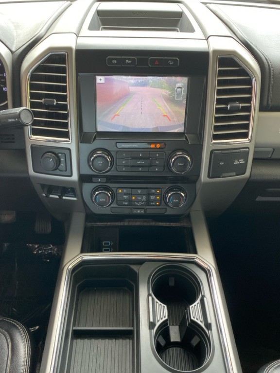 2017 Ford F-350 Image 18
