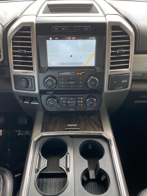 2017 Ford F-350 Image 19