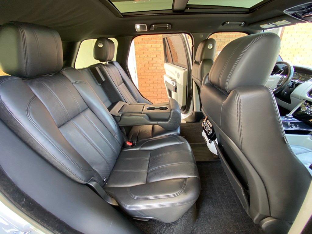 2016 Land Rover Range Rover Image 13