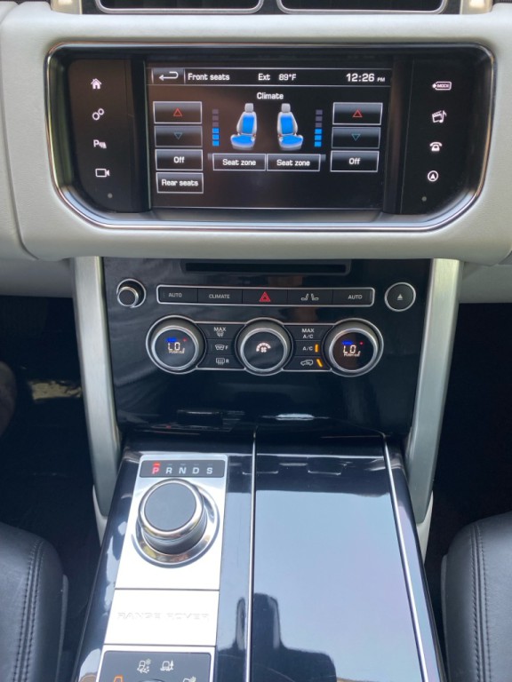 2016 Land Rover Range Rover Image 21