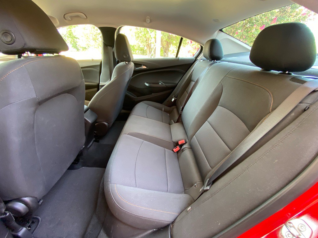 2018 Chevrolet Cruze Image 11
