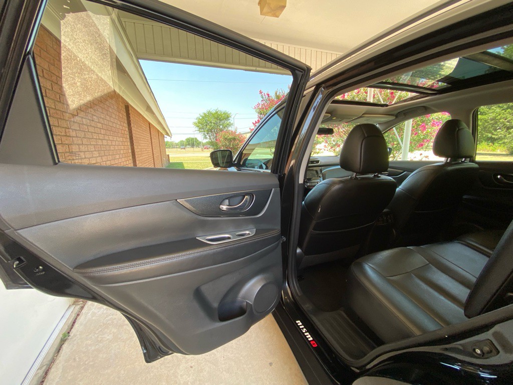 2016 Nissan Rogue Image 10