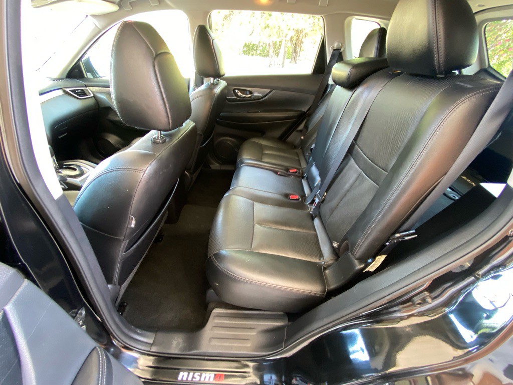 2016 Nissan Rogue Image 11