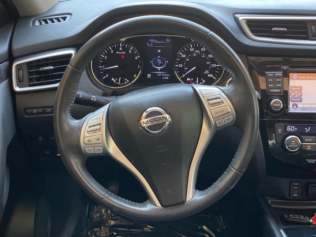 2016 Nissan Rogue Image 16