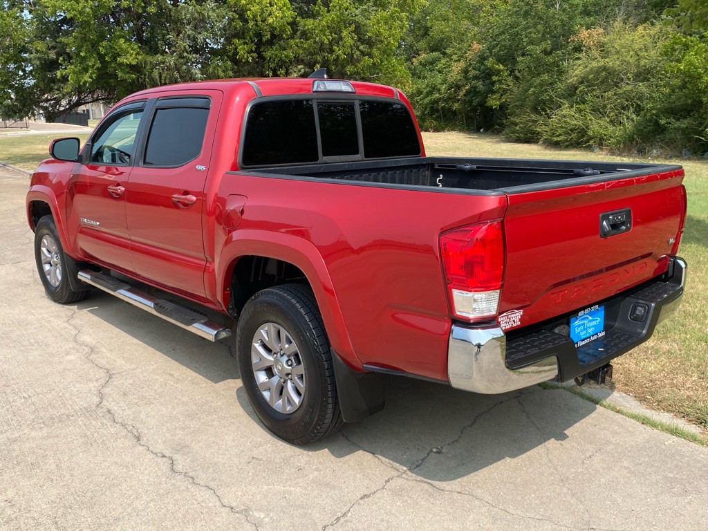 2016 Toyota Tacoma Image 6