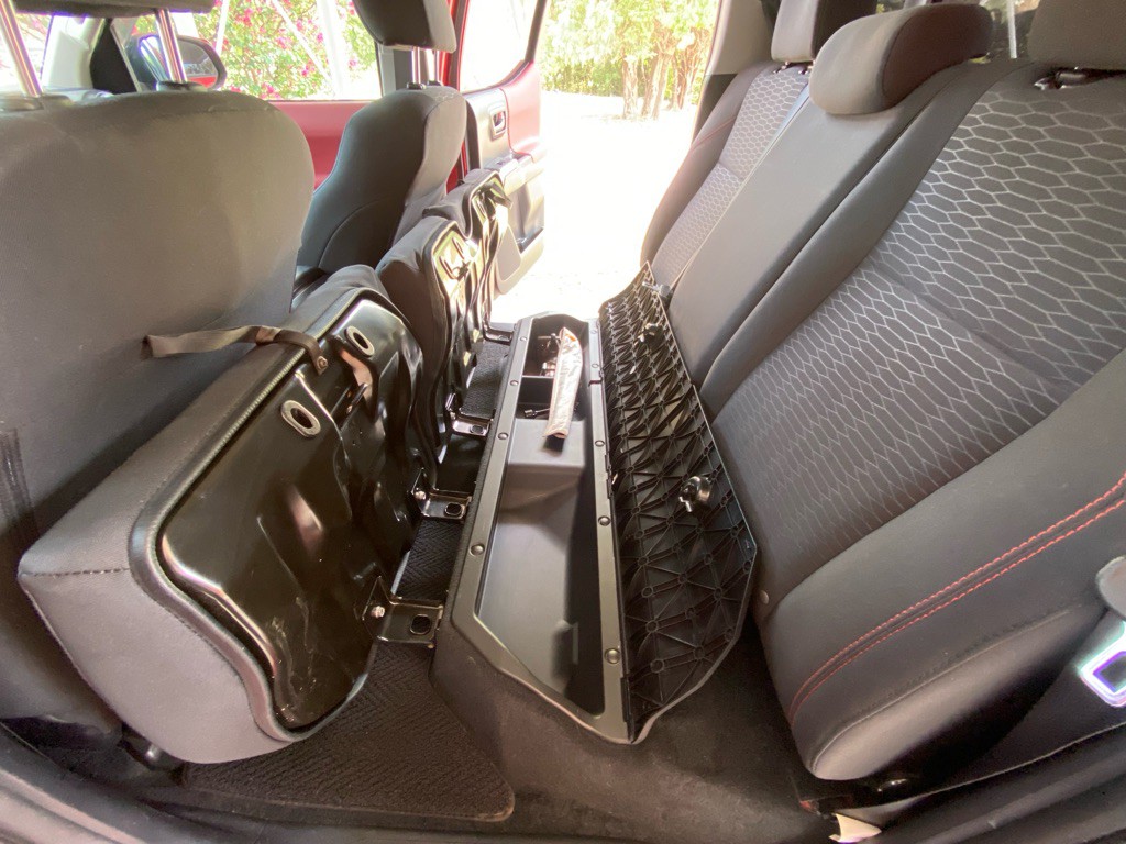 2016 Toyota Tacoma Image 12