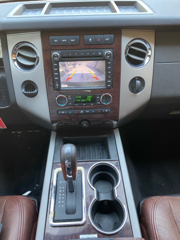 2011 Ford Expedition Image 19