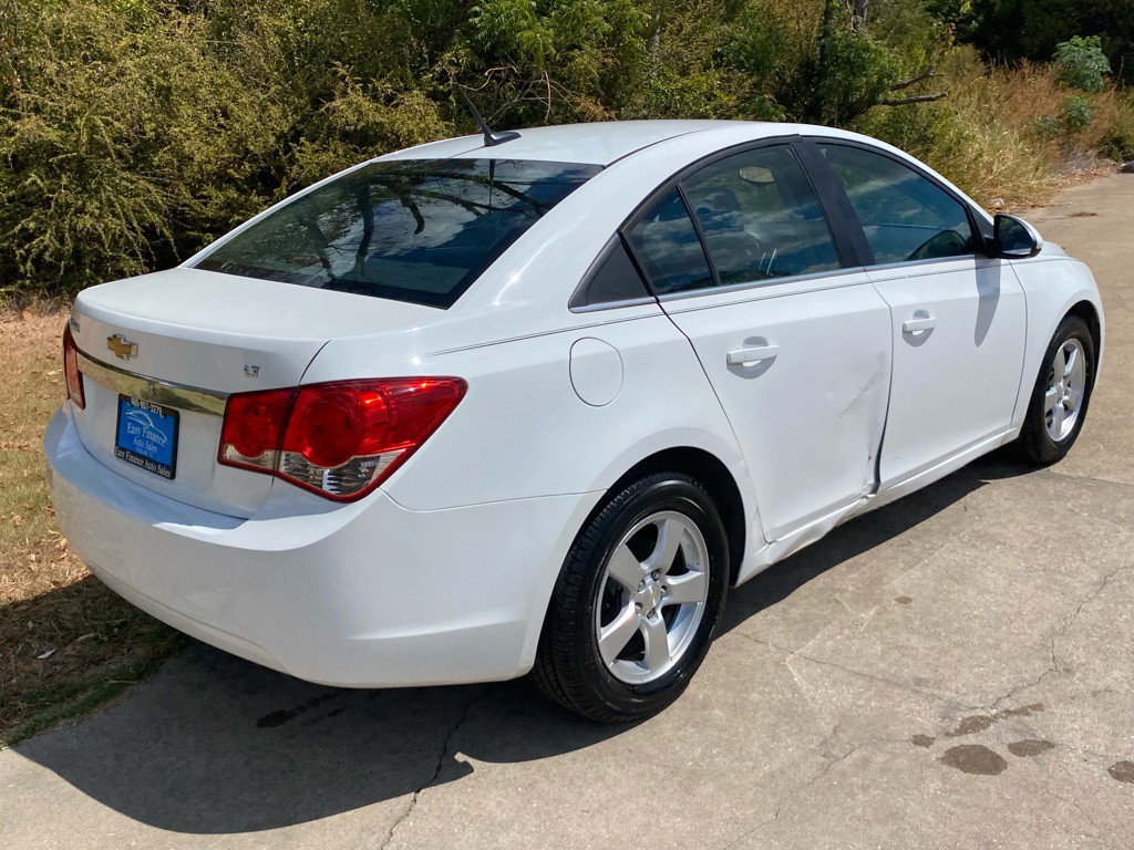 2014 Chevrolet Cruze Image 4