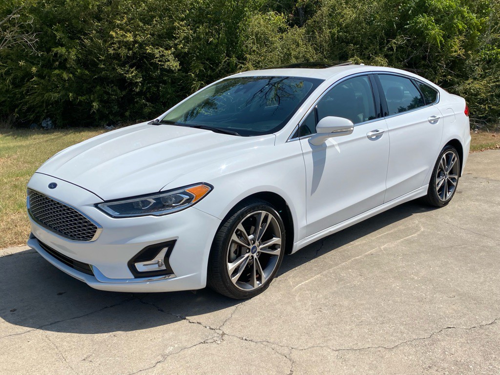 2020 Ford Fusion Image 3