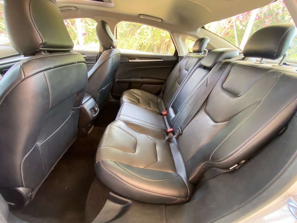 2020 Ford Fusion Image 11
