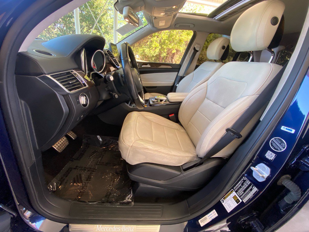 2016 Mercedes-Benz GLE-Class Image 9
