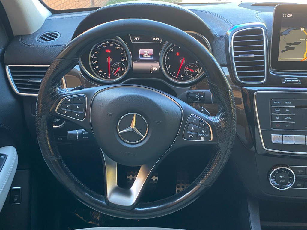 2016 Mercedes-Benz GLE-Class Image 16
