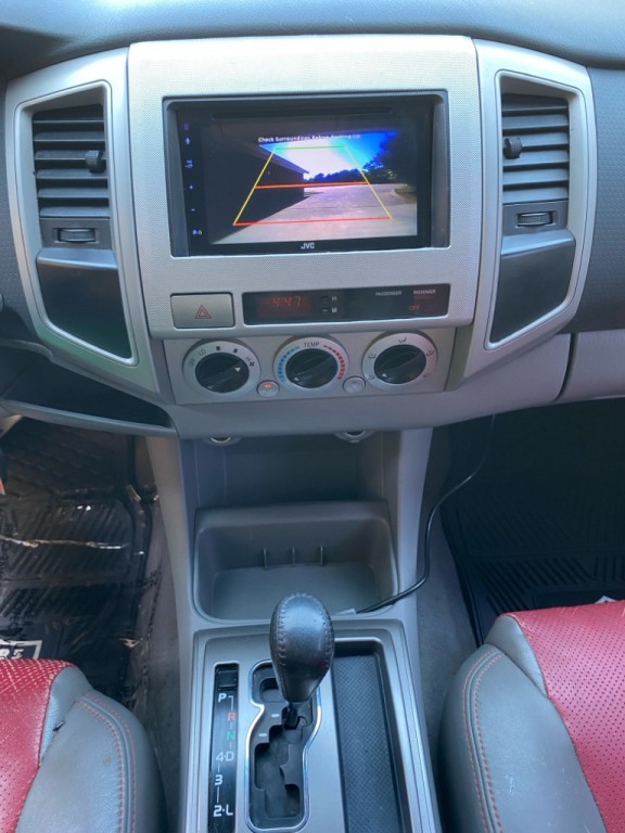 2006 Toyota Tacoma Image 18