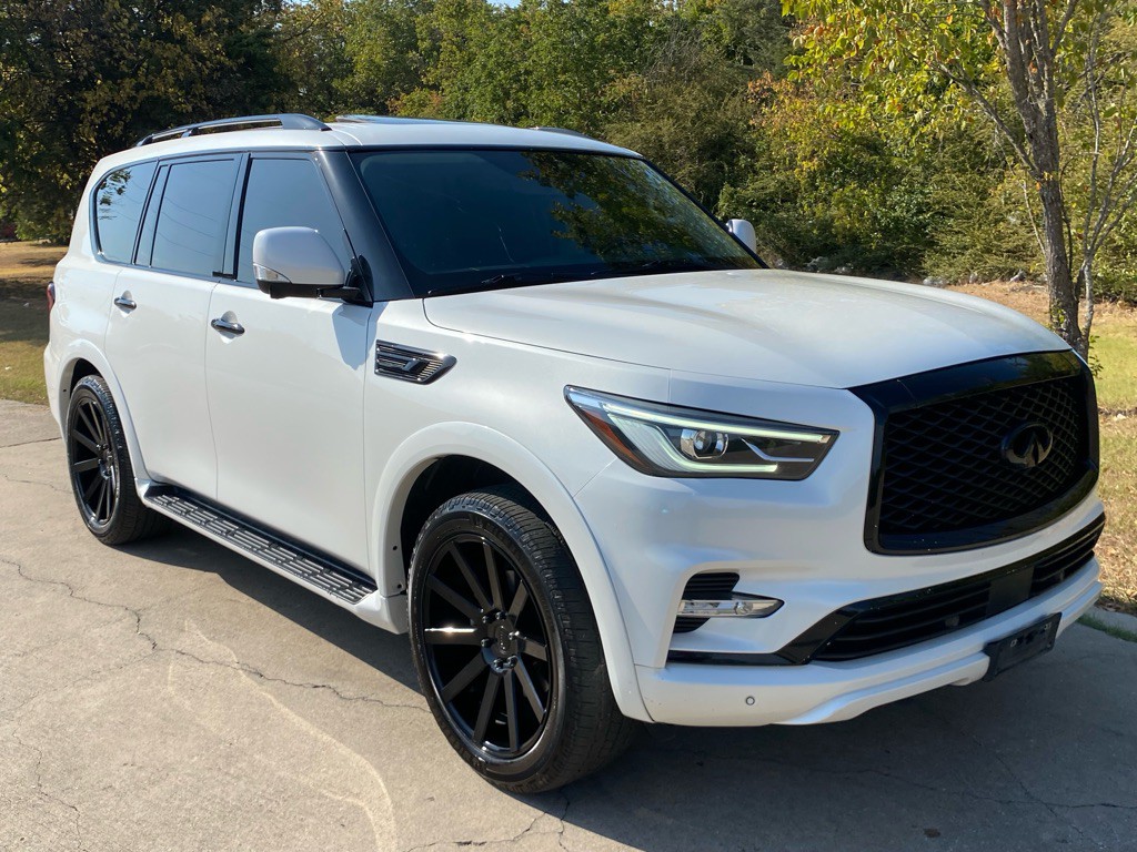2018 INFINITI QX80 Image 3