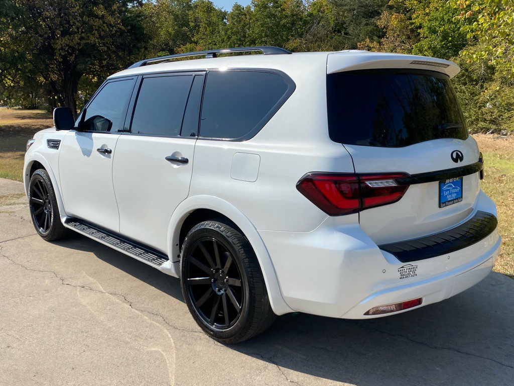 2018 INFINITI QX80 Image 4