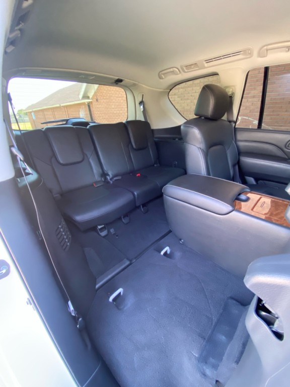 2018 INFINITI QX80 Image 12