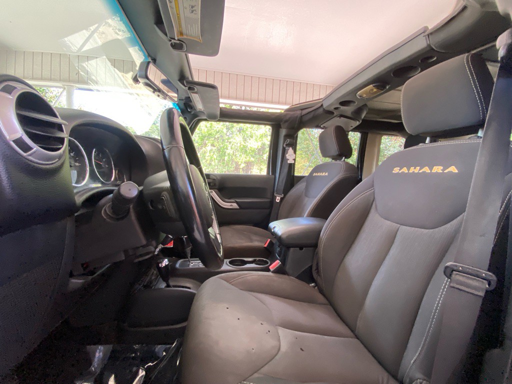 2015 Jeep Wrangler Image 9