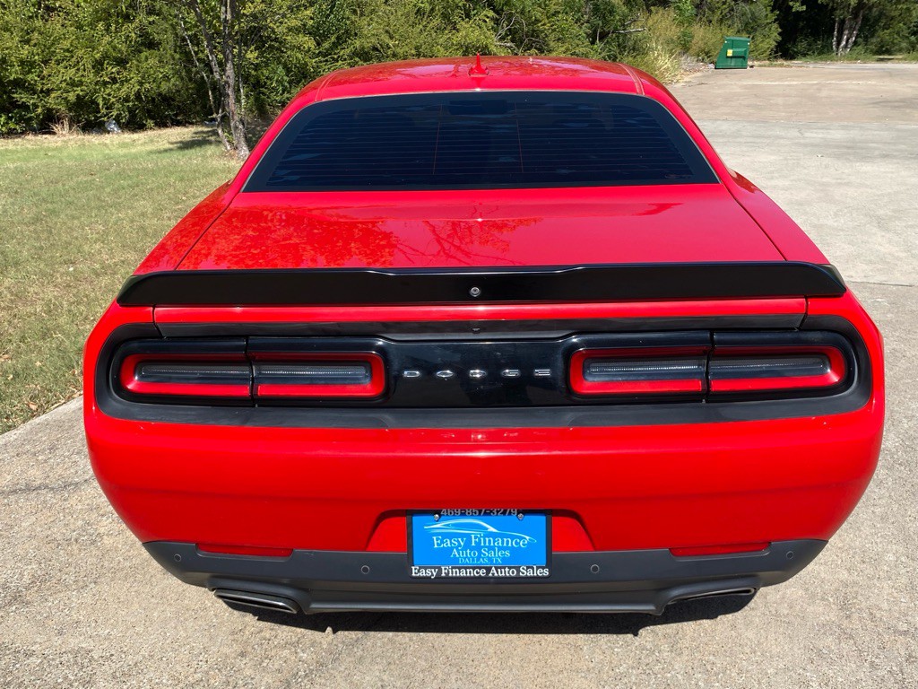 2017 Dodge Challenger Image 5