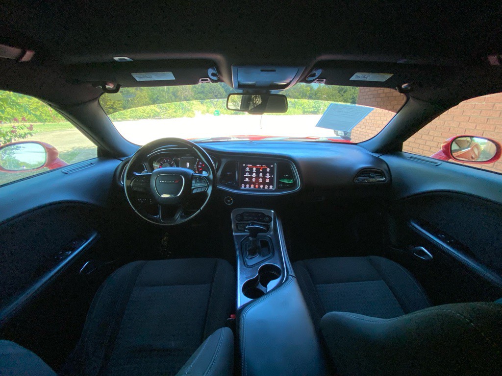 2017 Dodge Challenger Image 14