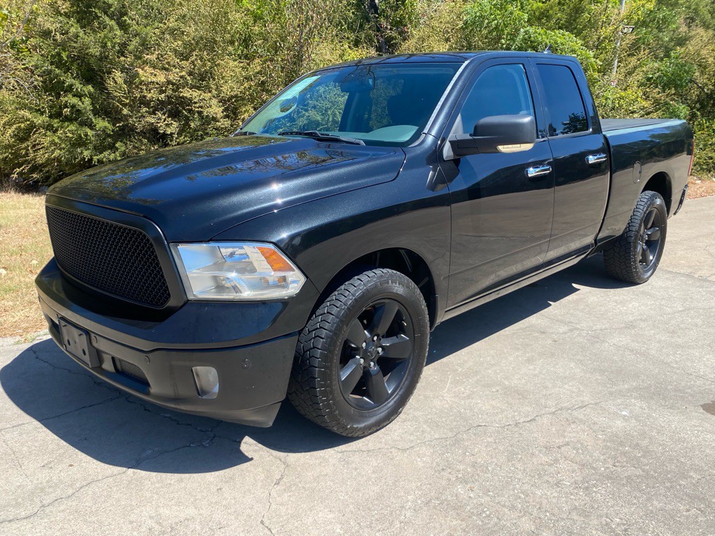 2017 RAM 1500 Image 3