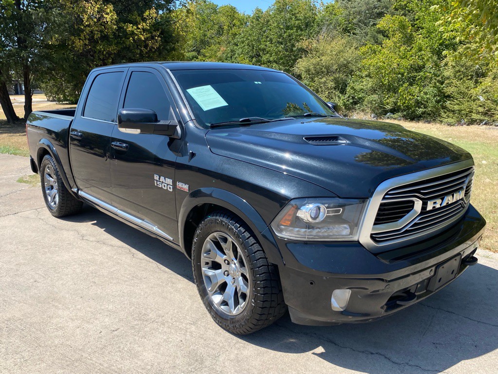 2018 RAM 1500 Image 3