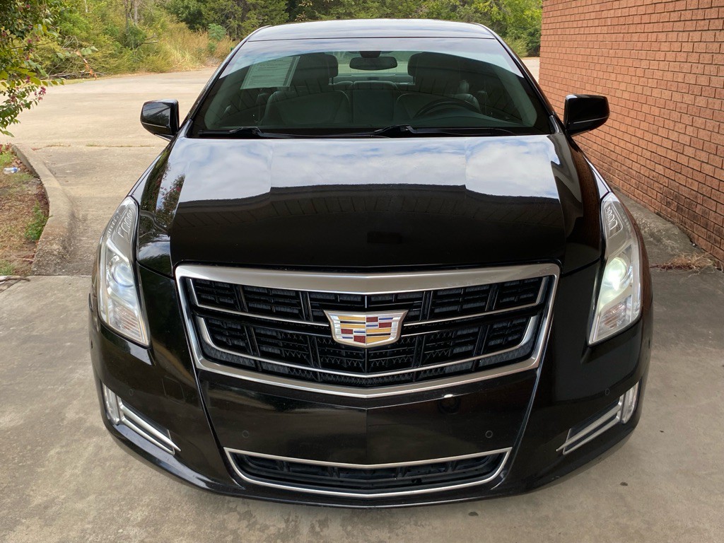 2017 Cadillac XTS Image 2