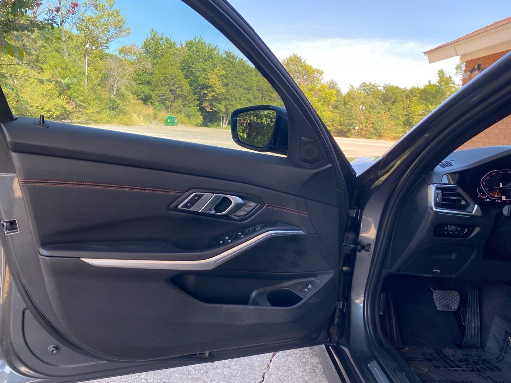 2019 BMW 3 Series Image 8