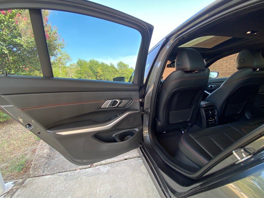 2019 BMW 3 Series Image 10