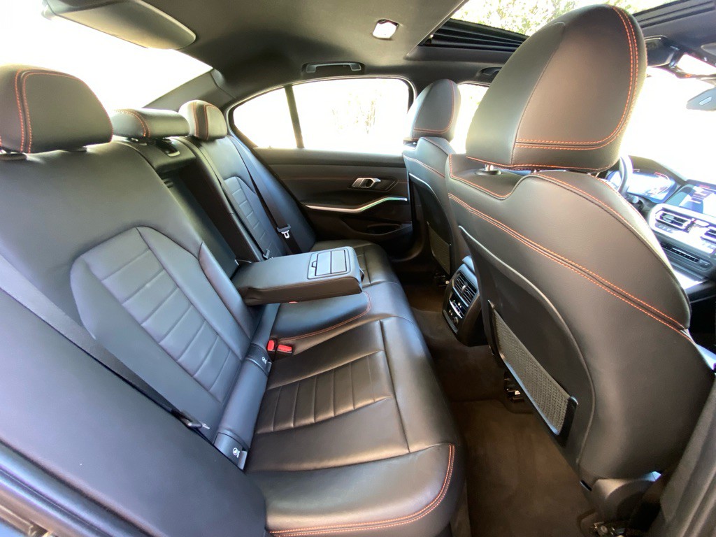 2019 BMW 3 Series Image 13