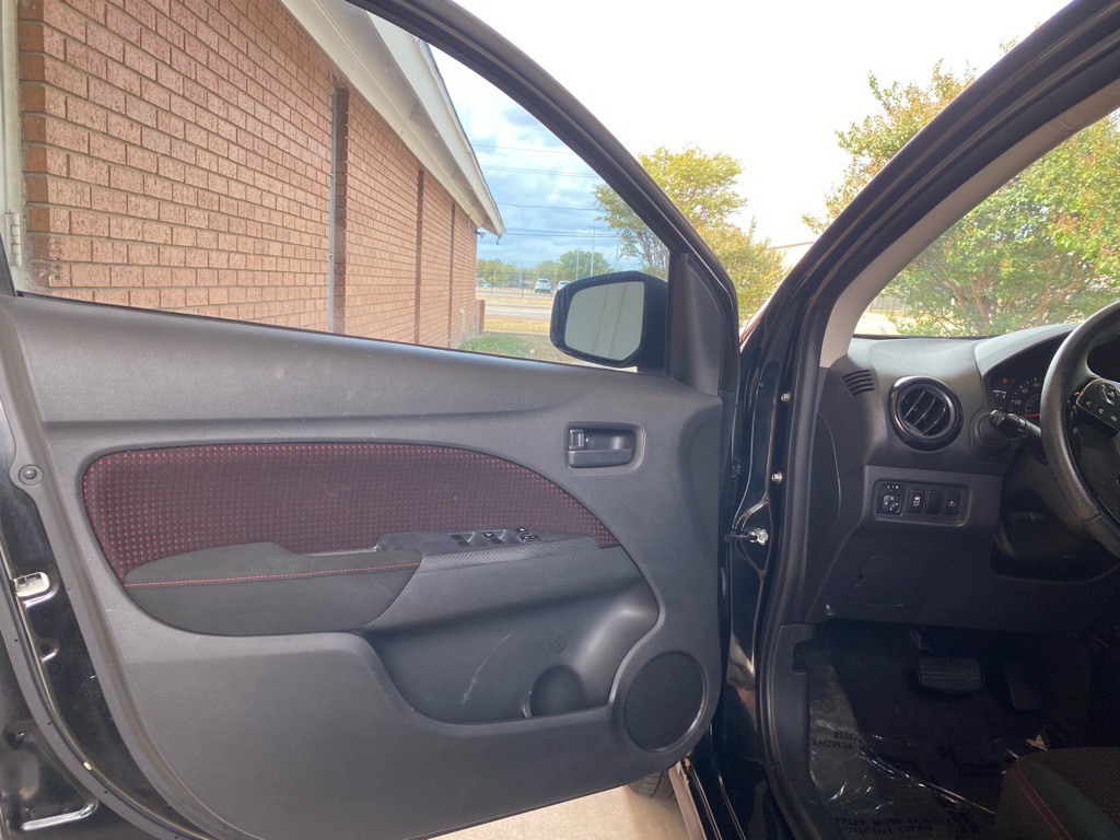 2022 Mitsubishi Mirage Image 8