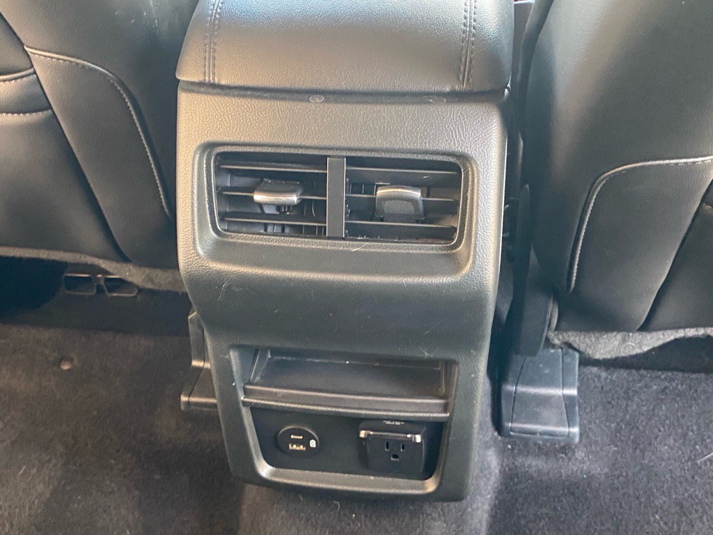 2021 Ford Edge Image 13