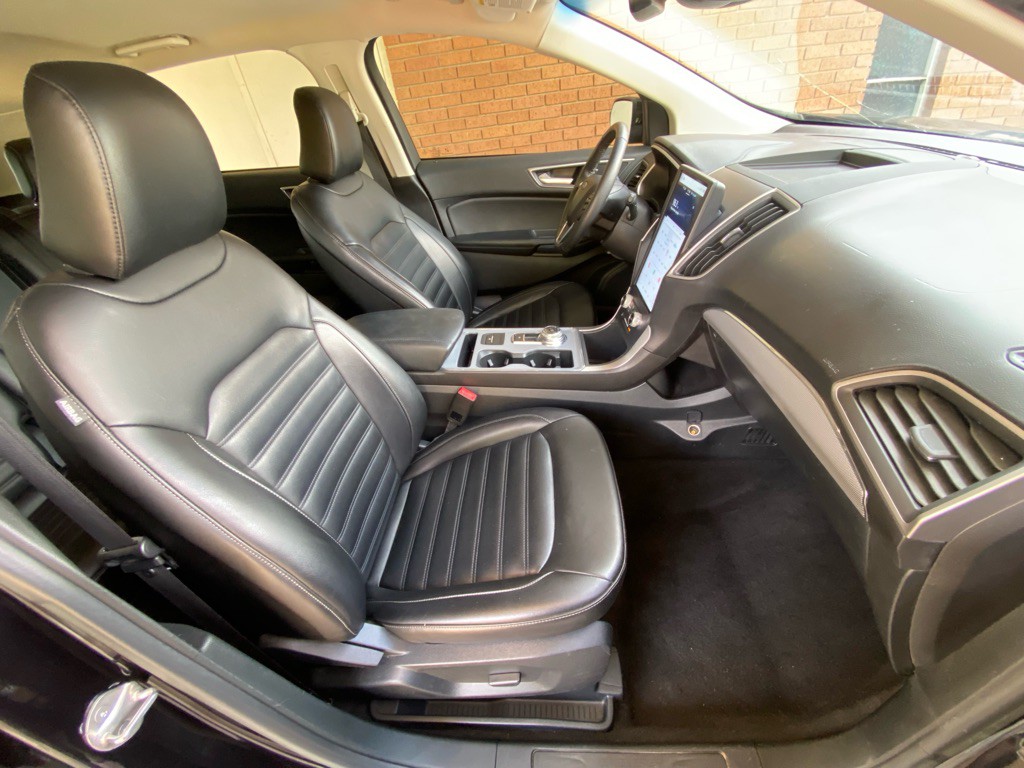 2021 Ford Edge Image 14
