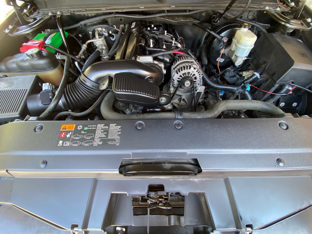 2013 Chevrolet Avalanche Image 26