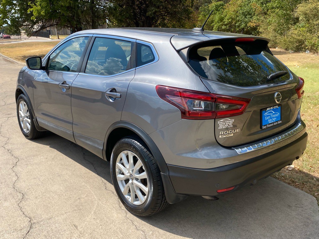 2020 Nissan Rogue Image 4