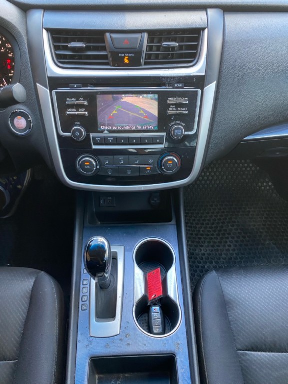 2018 Nissan Altima Image 15