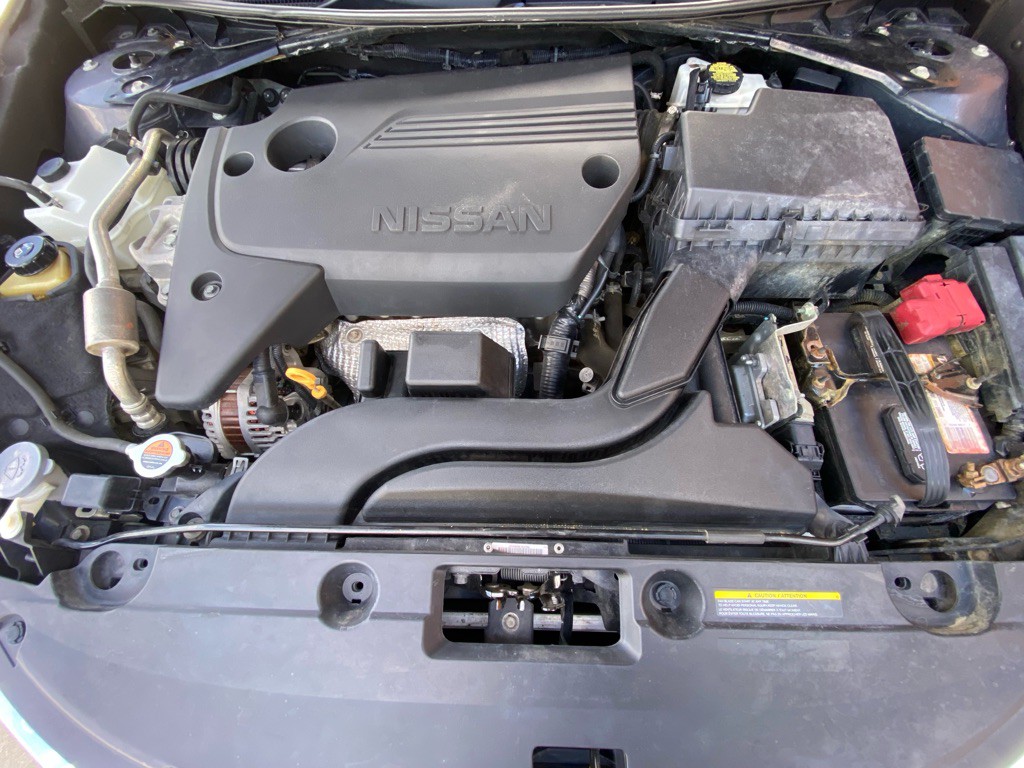 2018 Nissan Altima Image 17