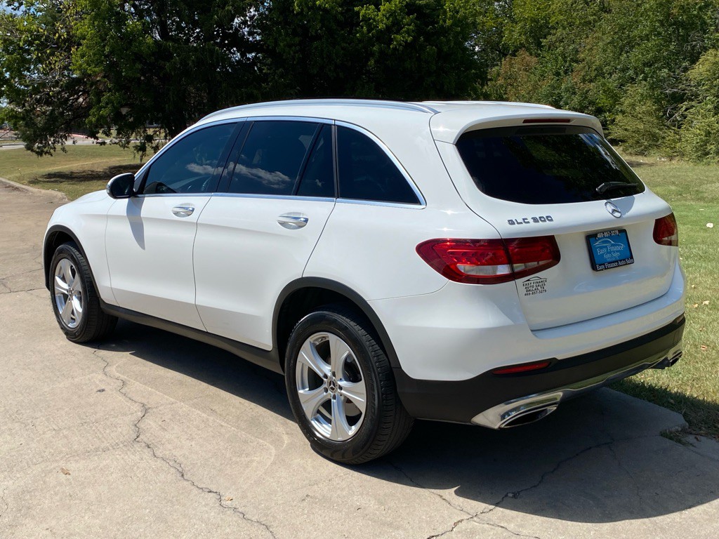 2017 Mercedes-Benz GLC-Class Image 20