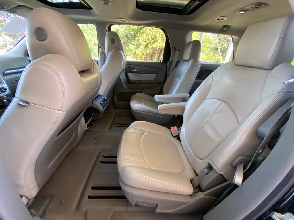 2015 GMC Acadia Image 11